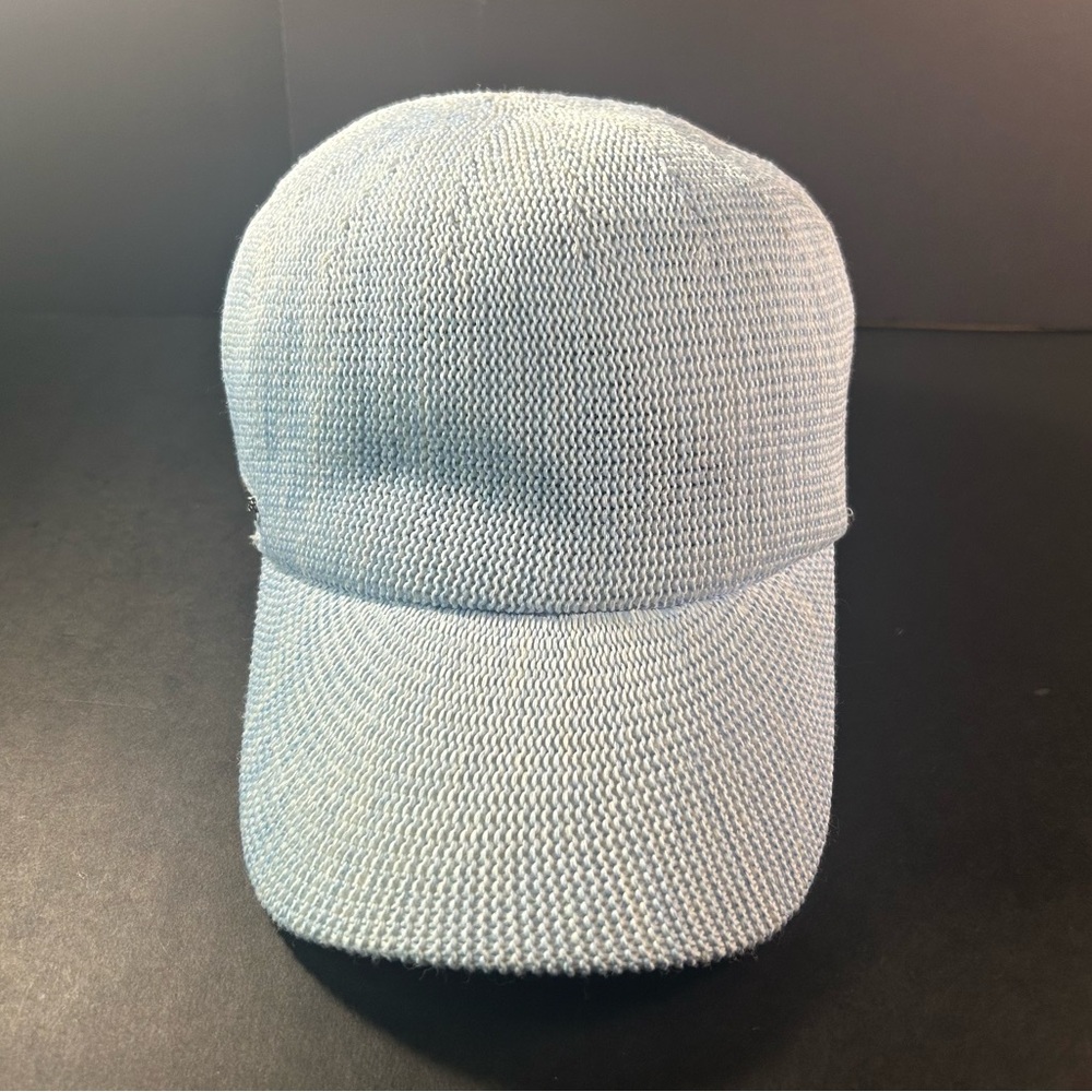 Calvin Klein Light Blue Knit Cap Hat Fitted Size Medium Large